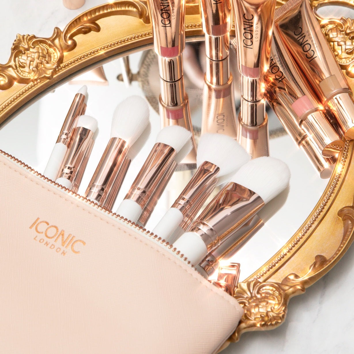 Glow Brush Set ICONIC LONDON
